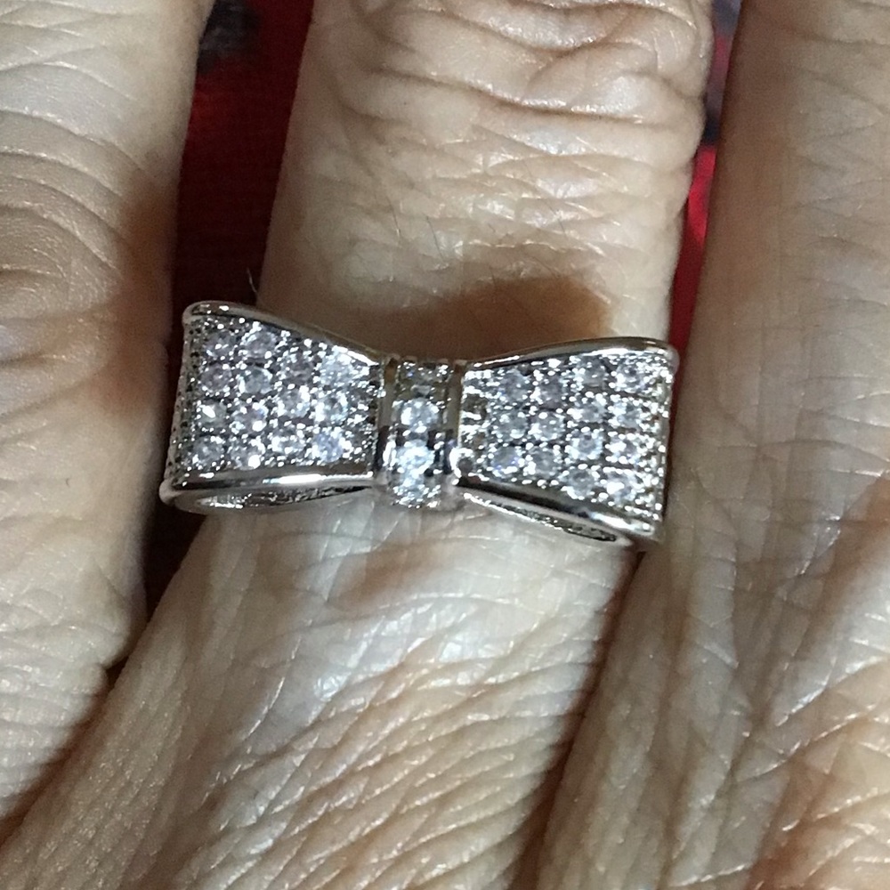 New Sterling Silver Topaz Bow Ring - Picture 2 of 10